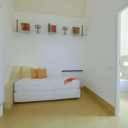 Pascaraymondo Palace Szálloda 3*
