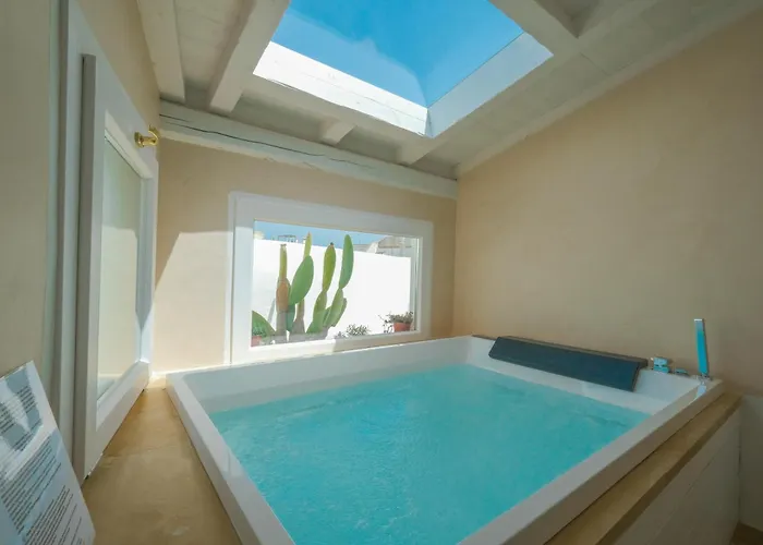 Pascaraymondo Palace